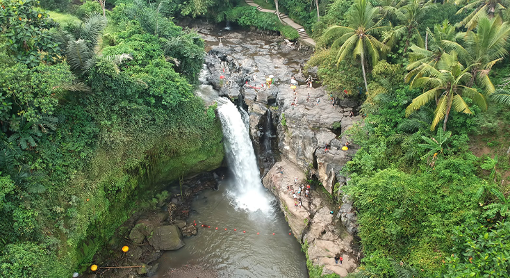 TEGENUNGAN WATERFALL