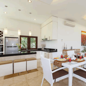 Club Corner Residence - Canggu - Image 3