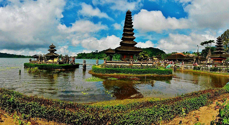 LAKE BERATAN BEDUGUL