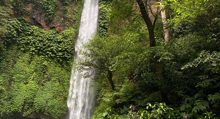 PUCAK MANIK WATERFALL-