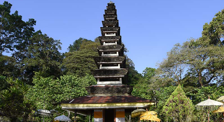 PURA DALEM TAMBLINGAN TEMPLE-