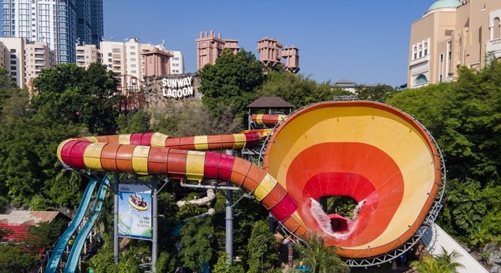 Sunway-Lagoon-Waterpark