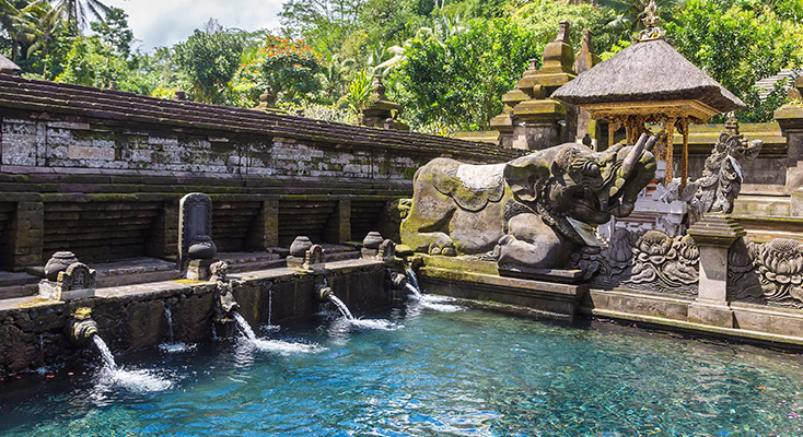 TIRTA EMPUL TEMPLE-